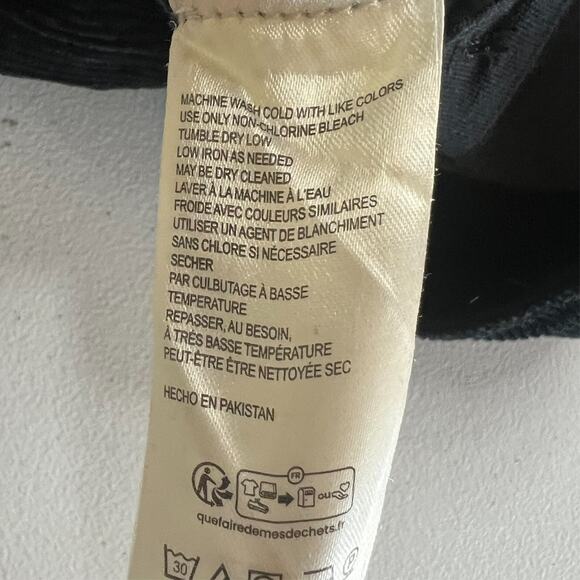 Pilcro Pants Women's Size 26 The Icon Dark Blue Corduroy Flared Mid Rise - Picture 10 of 11